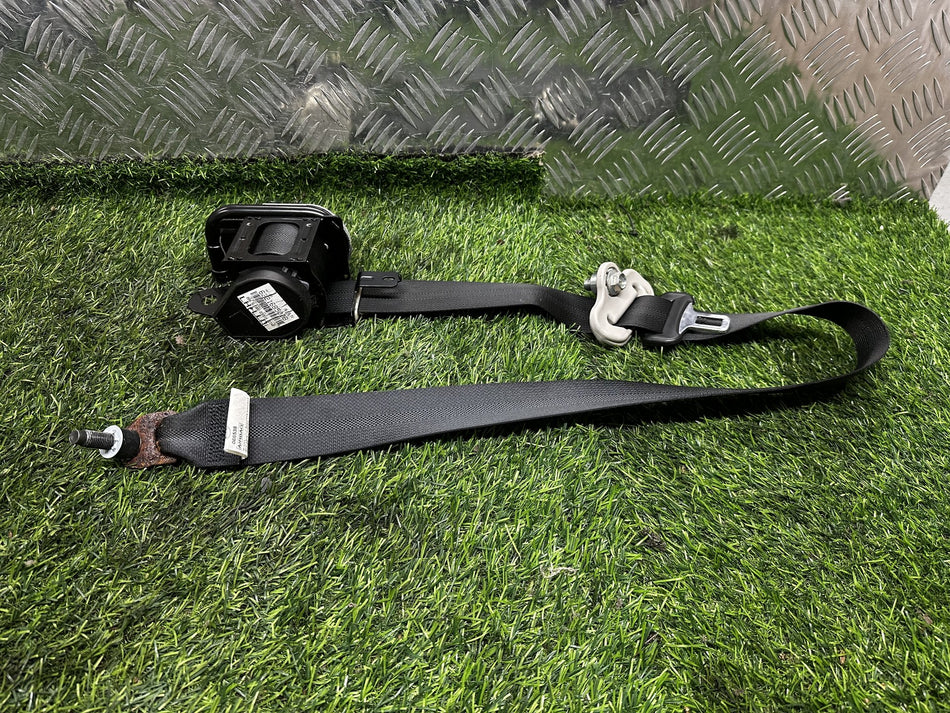 2012-2017 Nissan Latio N17 - Left Front Seat Belt PN: 6221616