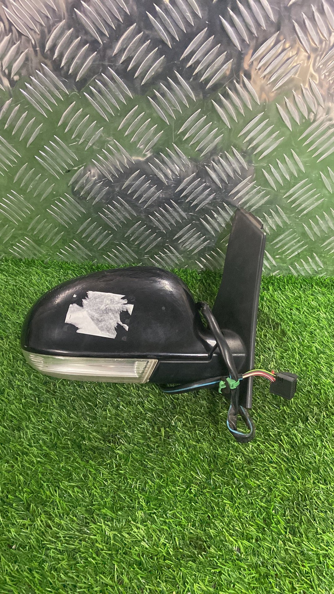 Volkswagen Golf Right Door Mirror 9 WIRE