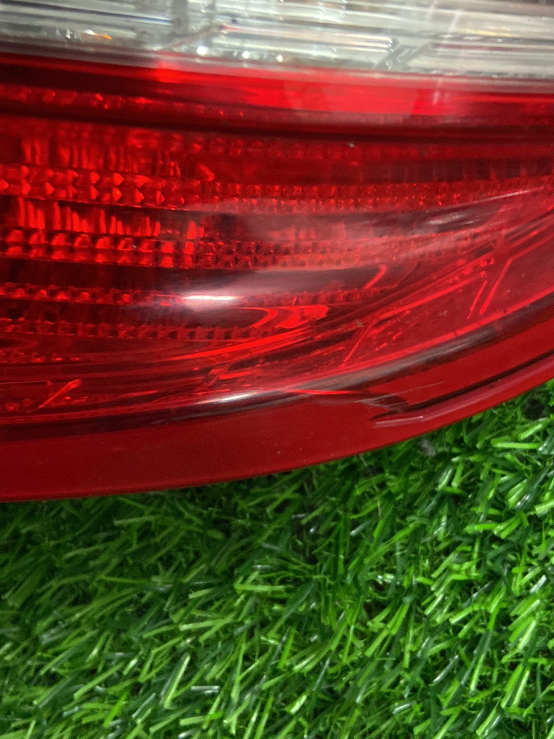 2007 - 2015 Mercedes-Benz C-Class Right Taillight 2048200264