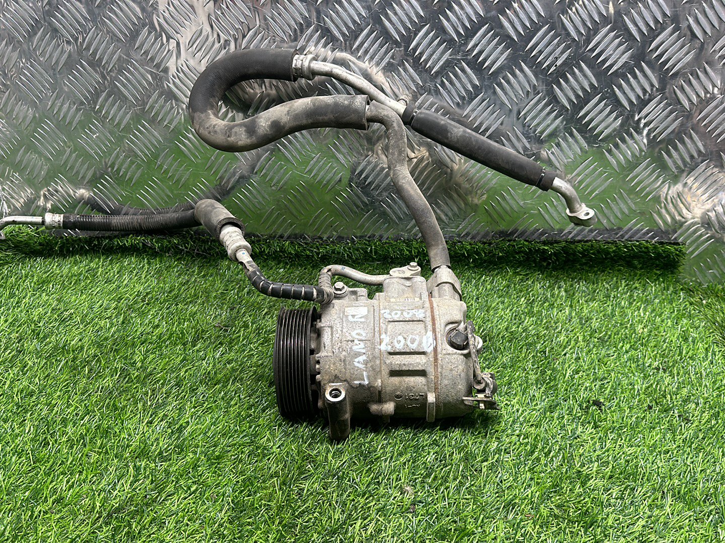 2004 - 2010 Land Rover Discovery A/C Compressor DENSO JBP000183