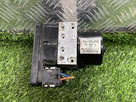 2006-2012 Mitsubishi Outlander- ABS Pump/Modulator PN: 4670A340