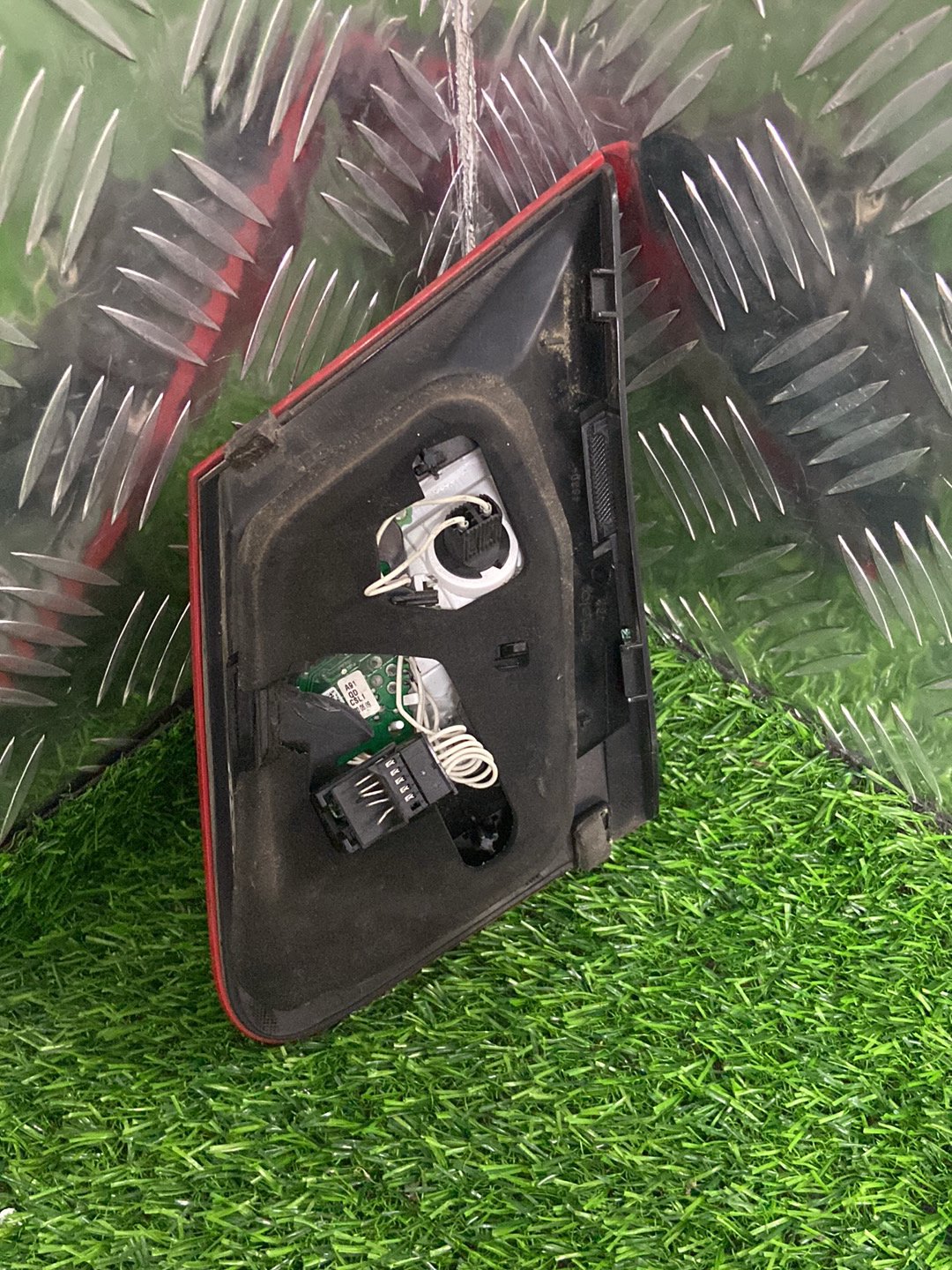 2009 - 2016 Mercedes-Benz E350 Left Tailgate Light A2128200764
