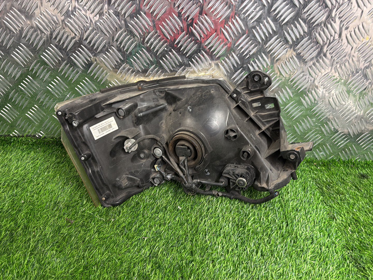 2012-2026 Nissan Caravan E26- Left Headlight PN: ICHIKOH VALEO H021