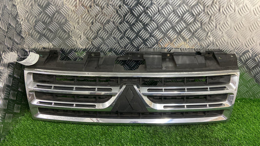 2006-2021 Mitsubishi Pajero V98- Grille PN: 7450A480
