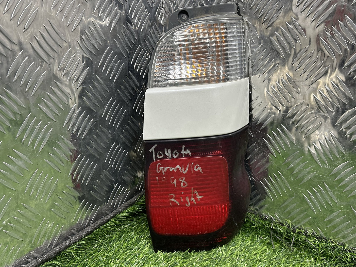 1995-2002 Toyota Granvia- Right Taillight PN: KOITO 220-76689