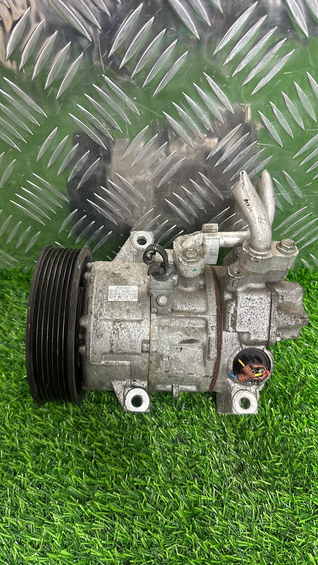 2001-2007 Toyota Voxy AZR60- A/C Compressor PN: (2.0L 1AZ-FSE) DENSO 447260-1741