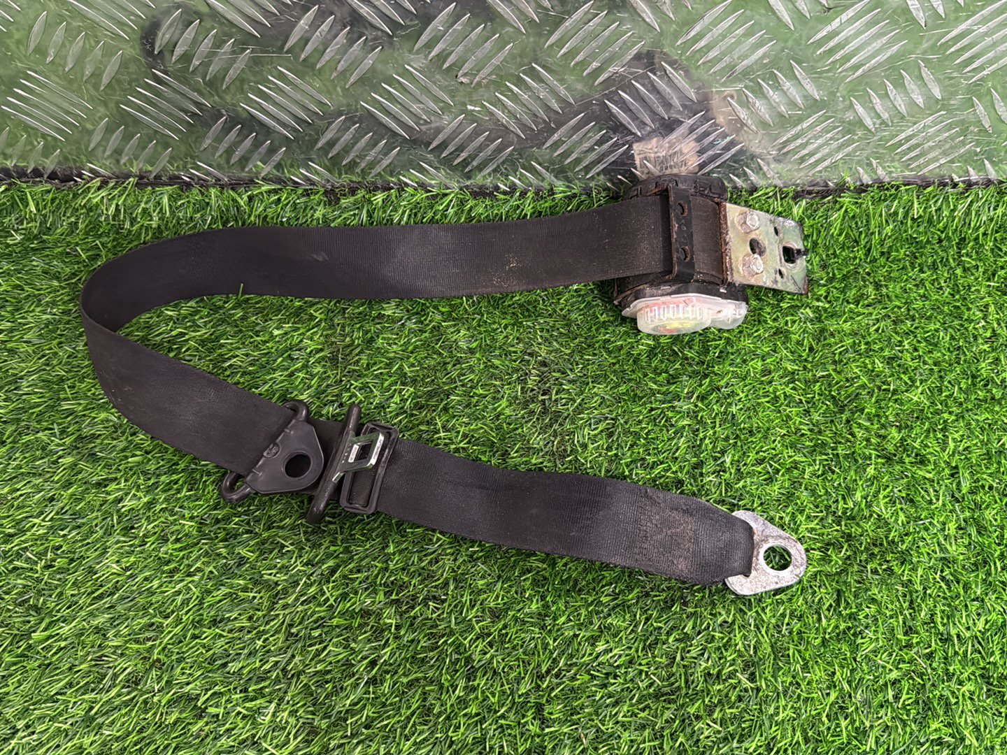 1996 - 1999 Toyota Starlet Right Front Seat Belt 511708401A