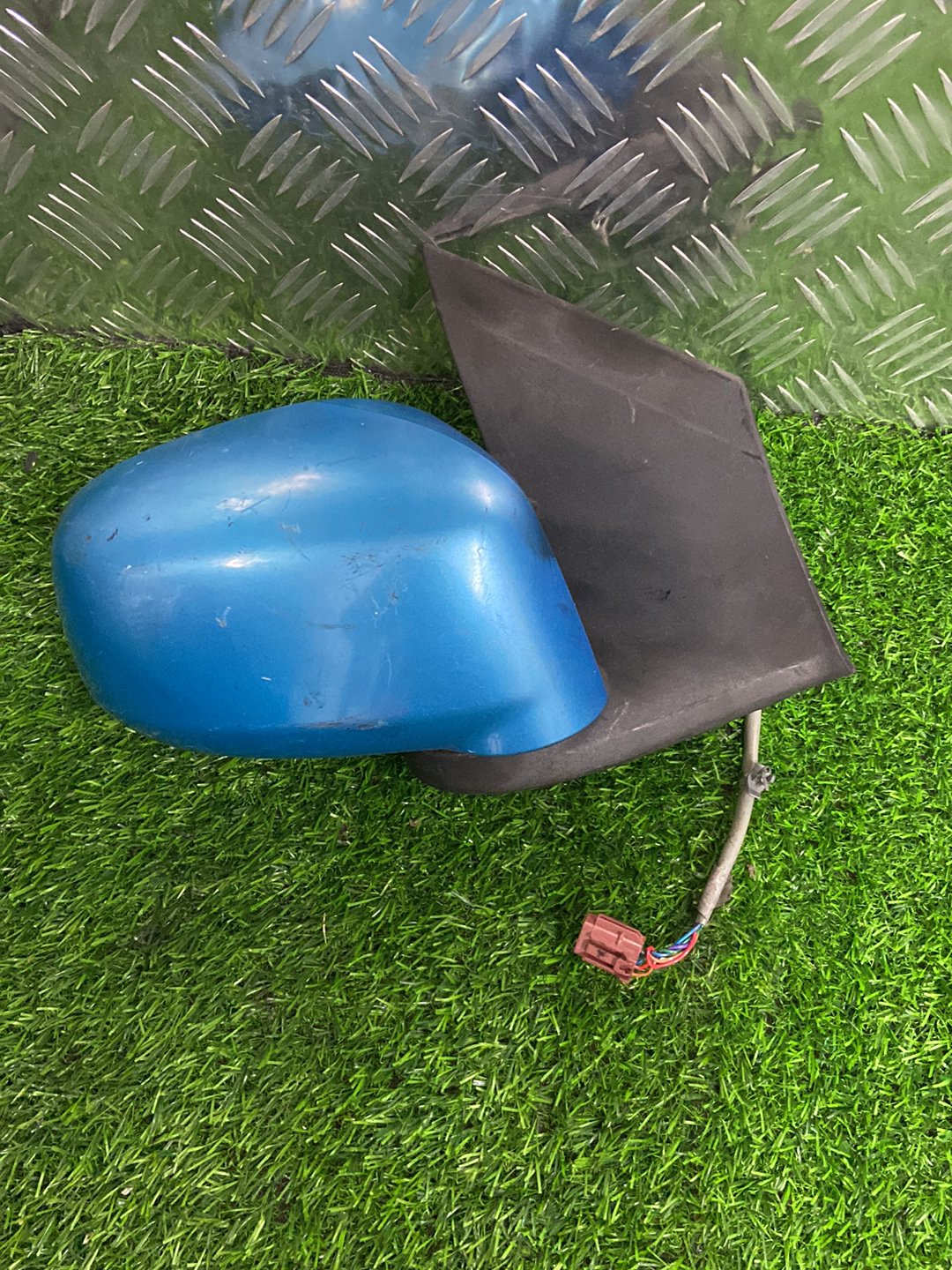 2005 - 2018 Nissan Wingroad Right Door Mirror 5 WIRE TYPE