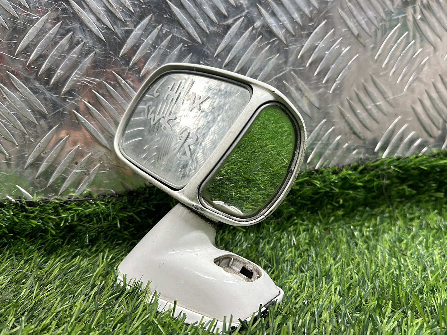 1996 - 2002 Toyota Hilux Surf Left Front Guard Mirror