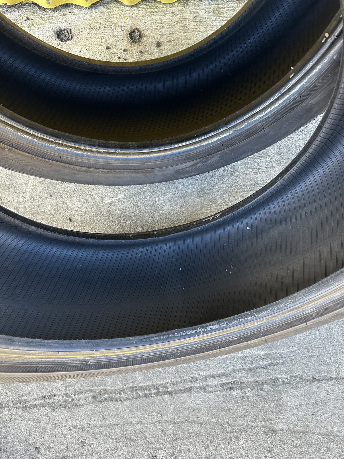 - Tyre PN: 235/45/17 94V