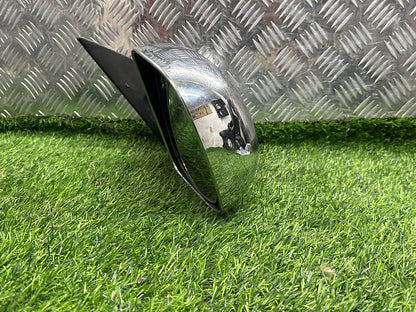 2004 - 2019 Toyota Hiace Right Door Mirror 5 WIRE TYPE