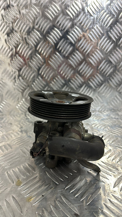 2006 Toyota Noah- Power Steering Pump PN: