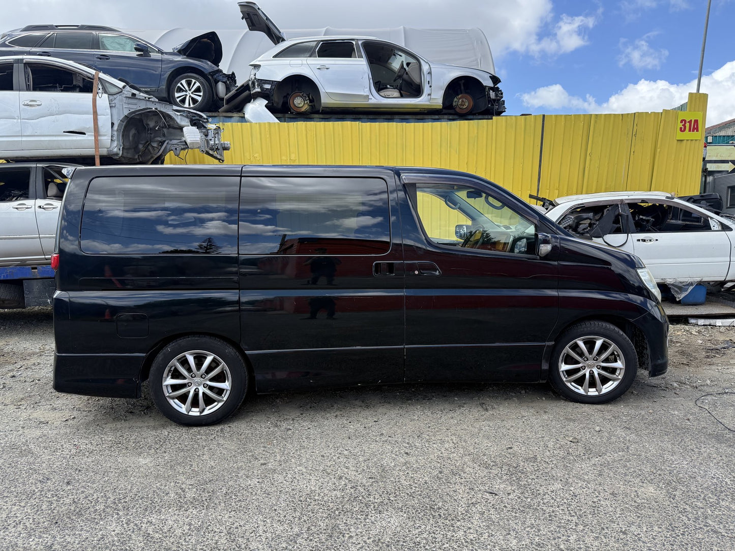 2007 Nissan Elgrand VQ25-COVERED WRECKING FOR PARTS ONLY