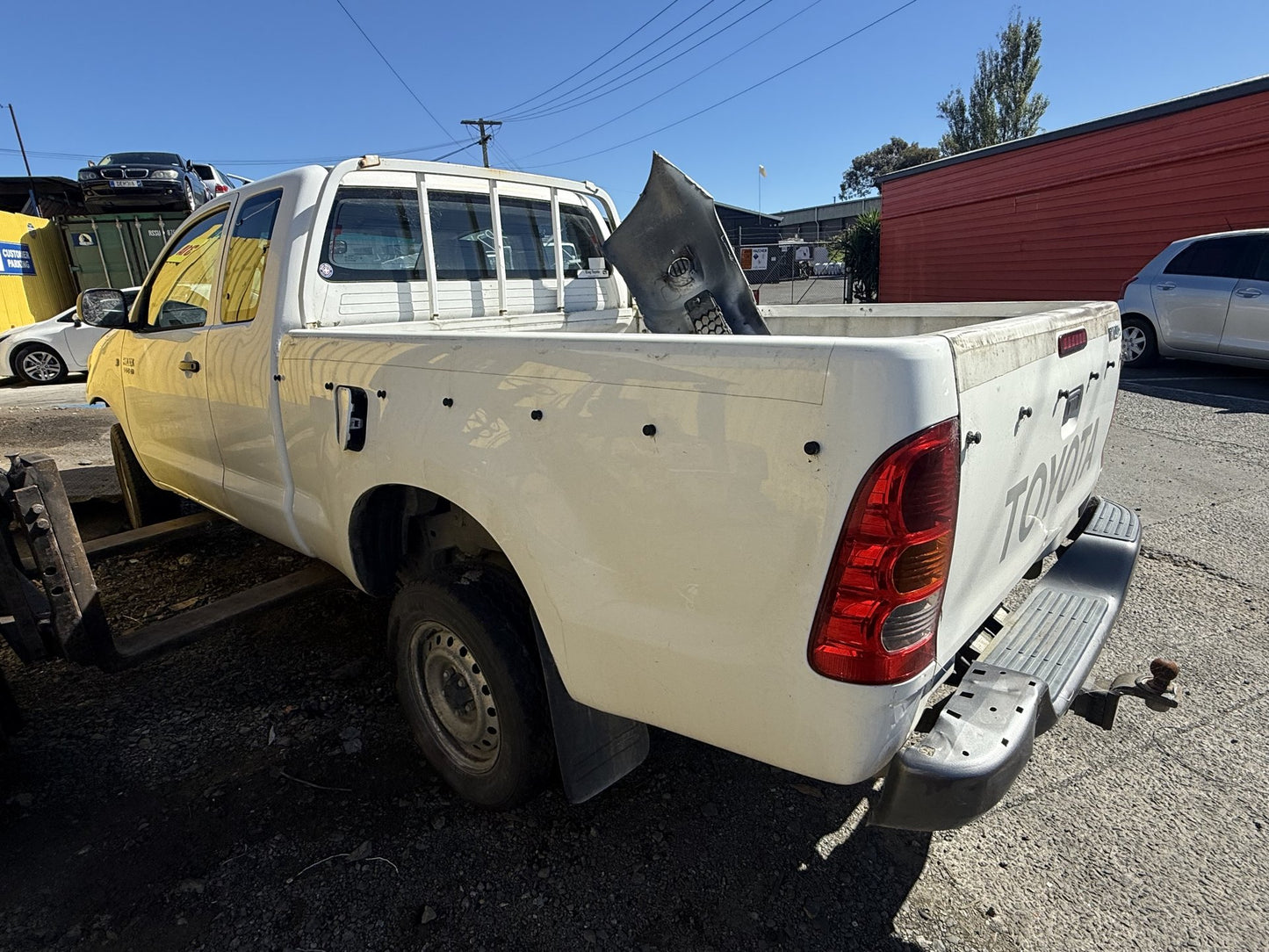2010 Toyota Hilux 1KD-FTV WRECKING FOR PARTS ONLY