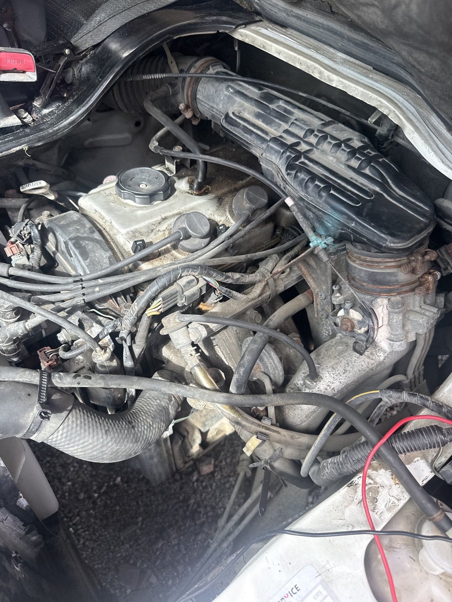 2005 Mitsubishi L300 4G63 LM2811 WRECKING FOR PARTS ONLY