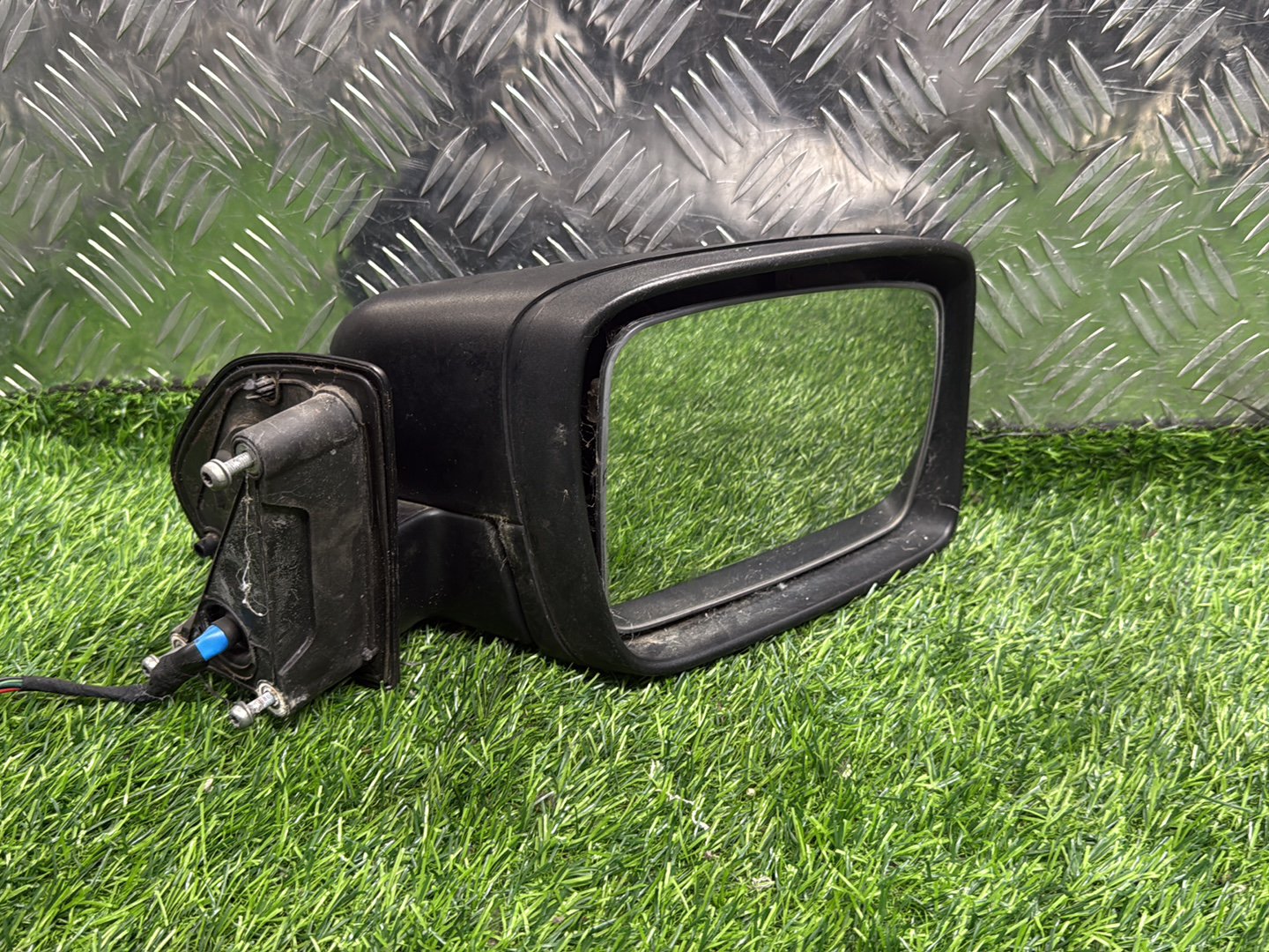 2004 - 2009 Land Rover Discovery Right Door Mirror 5 Wire Type