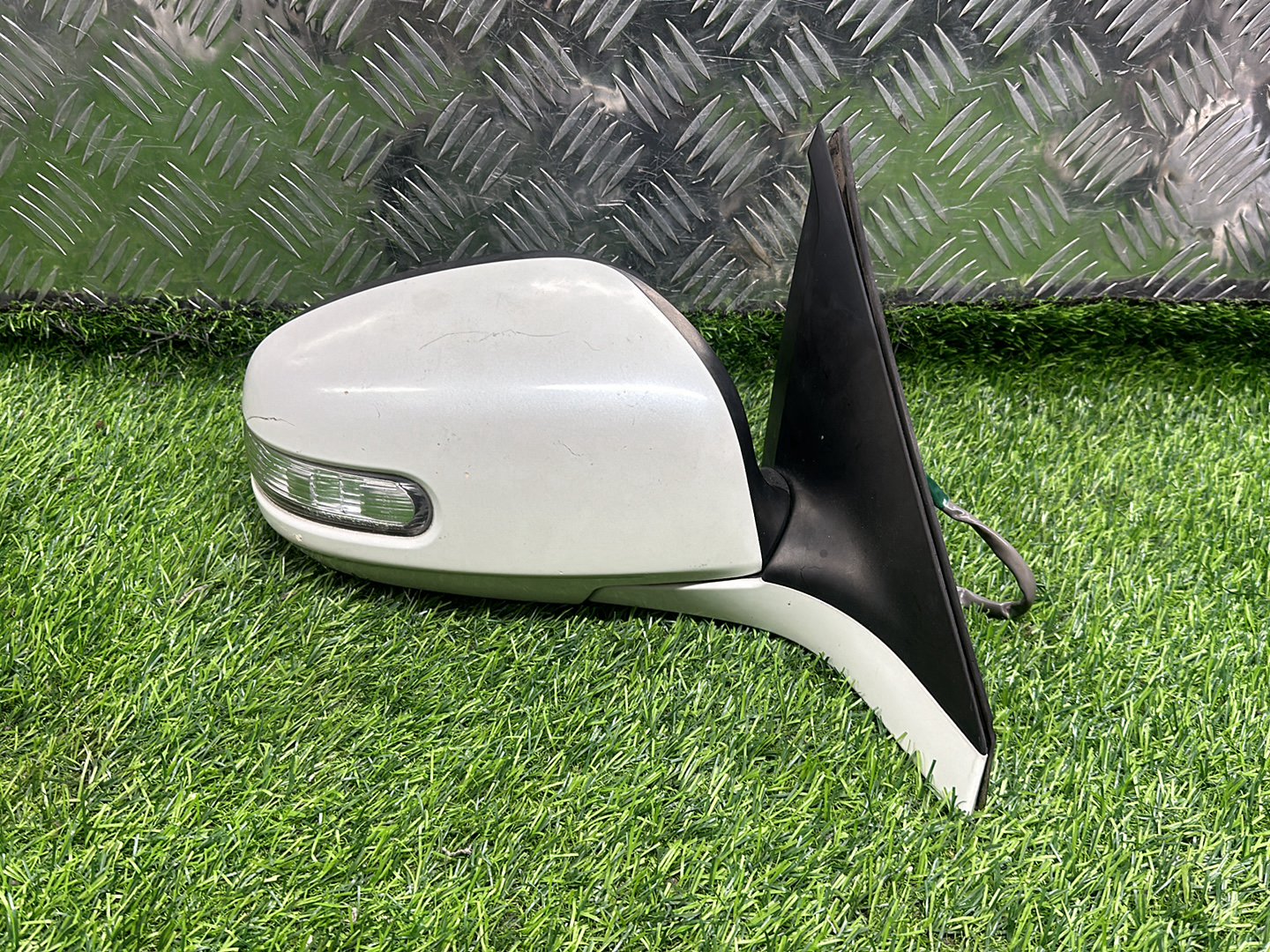 2004 - 2010 Suzuki Swift Right Door Mirror 7 Wire Type