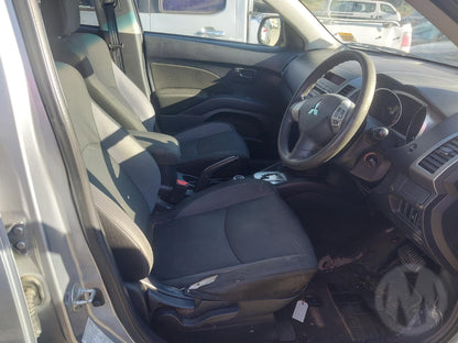 2008 Mitsubishi Outlander 4B12 BH9350 WRECKING FOR PARTS ONLY
