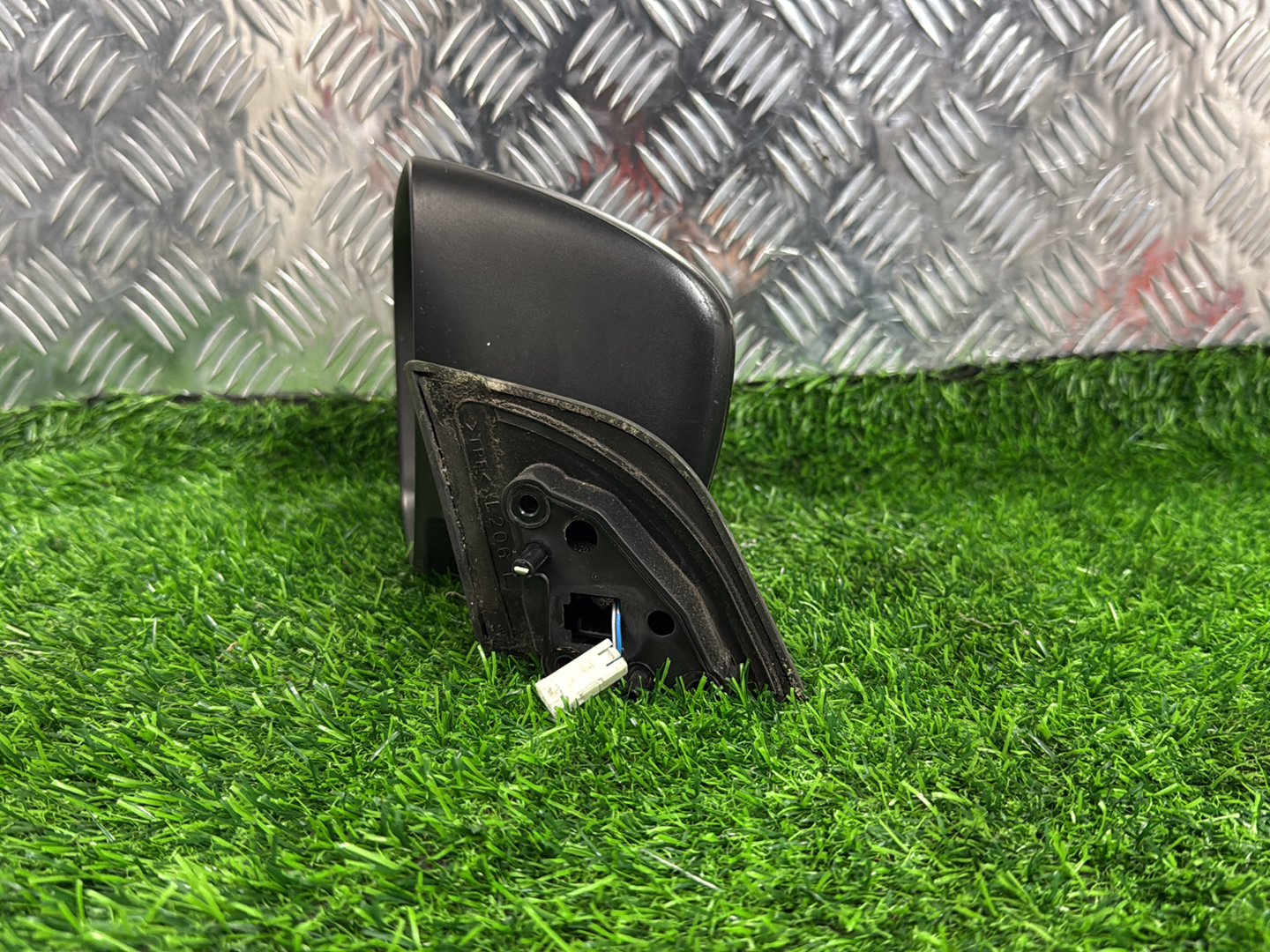 2006 - 2016 Mazda MPV Left Door Mirror 5 Wire
