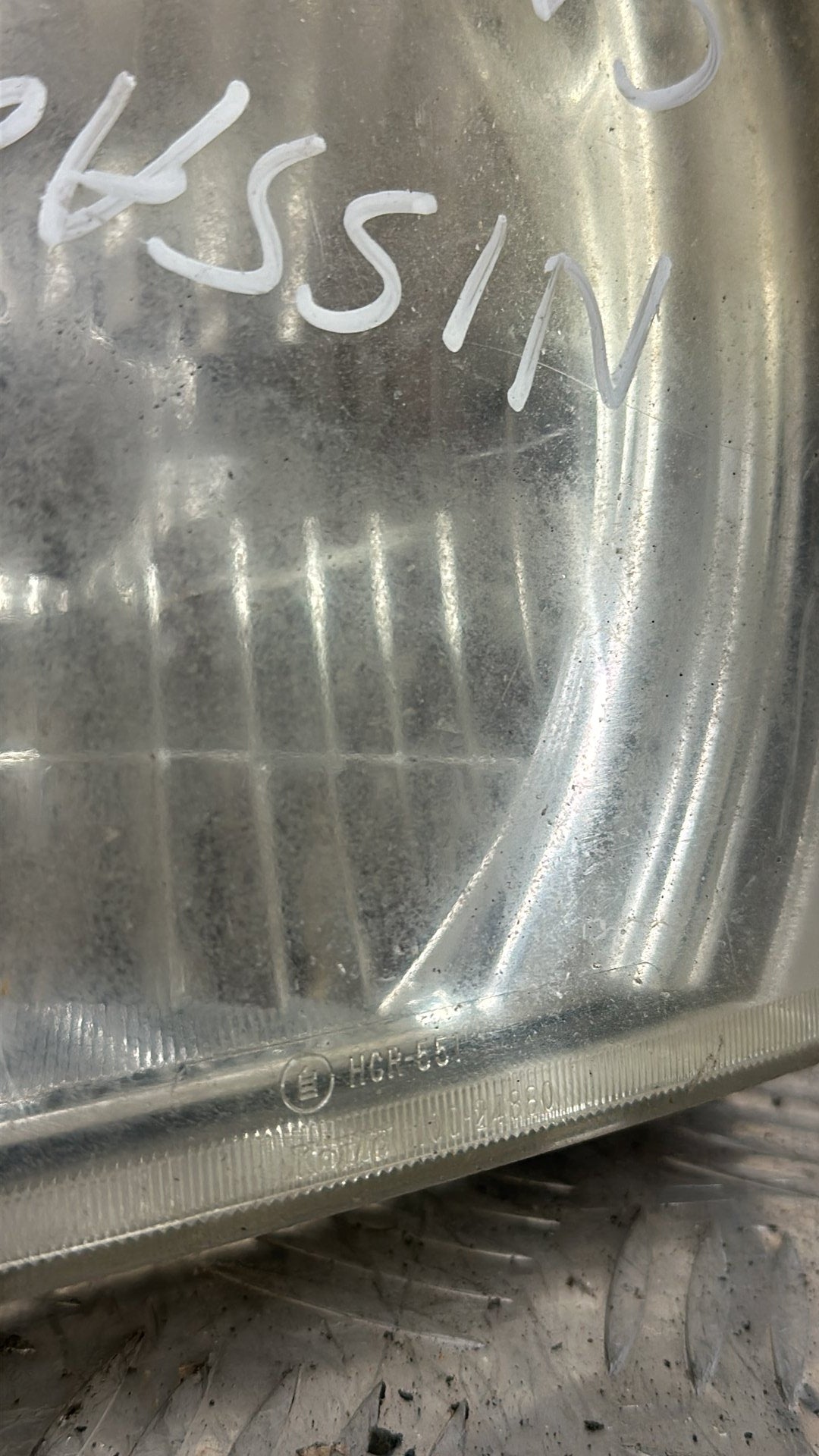 2007-2012 Nissan Caravan- Left Headlight PN: Koito 100-24880