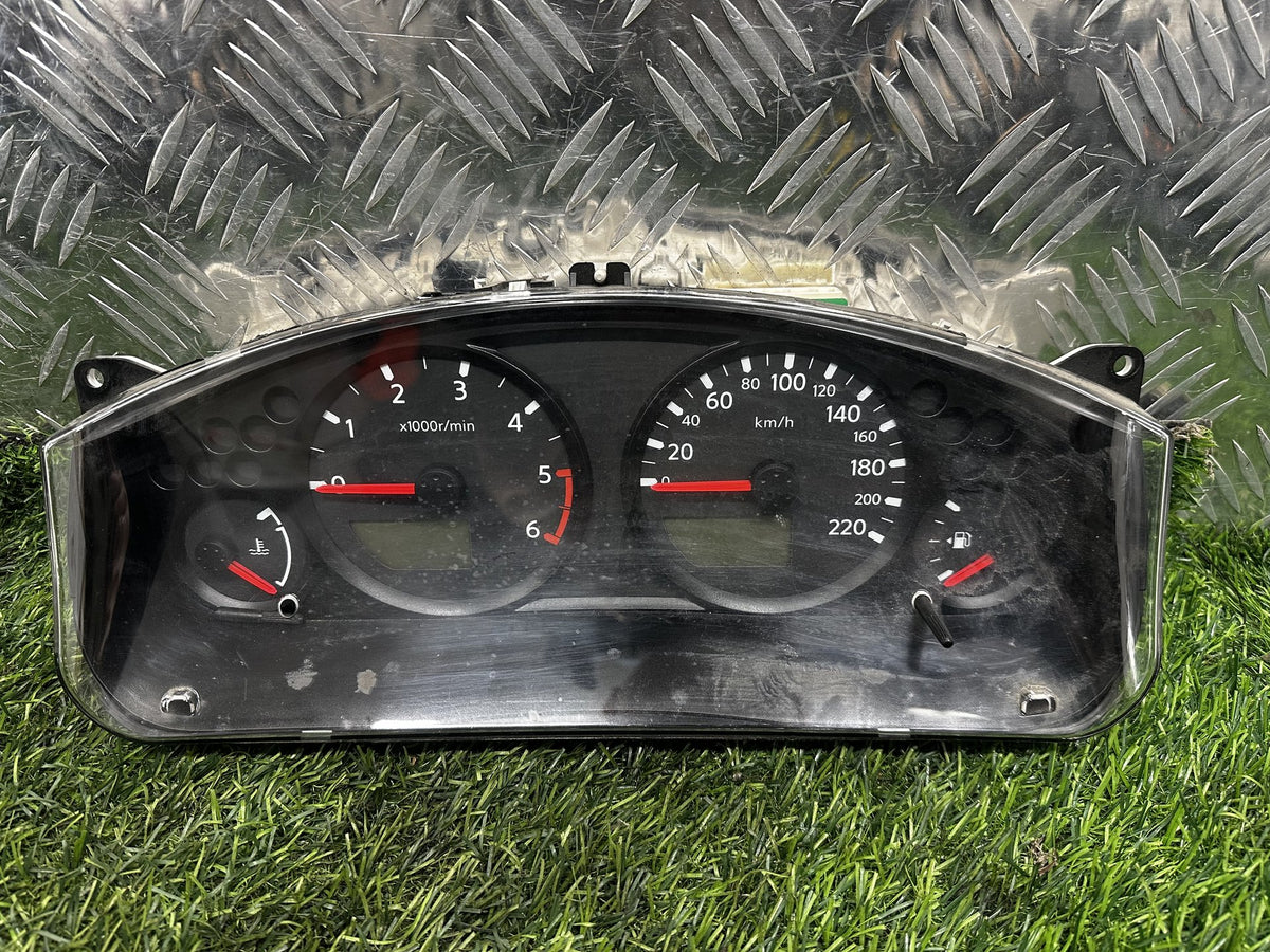 2004-2015 Nissan Navara D40 - Instrument Cluster PN: (Spanish)-342,865Kms