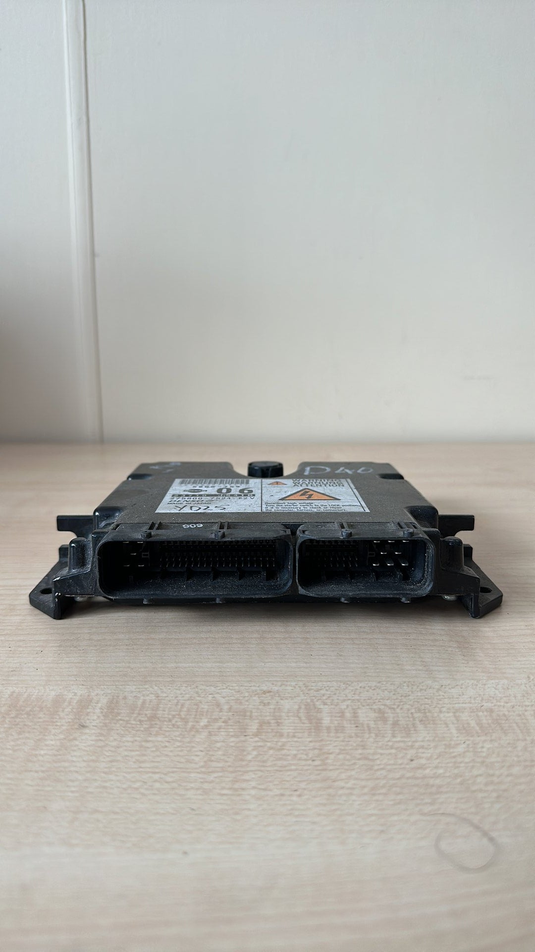 2008-2015 Nissan Navara ACUD40- ECU PN: 23710 JS41B