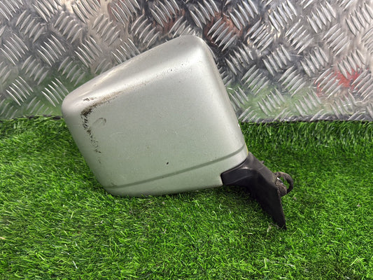 1997-2002 Nissan Elgrand E50- Right Door Mirror PN: 5 WIRE TYPE