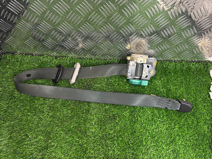 2004 - 2015 Mazda Verisa Right Front Seat Belt T89302T