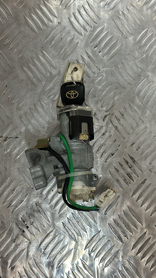 2003-2009 Toyota Wish ZNE10- Ignition With Key PN: 45020-68-1