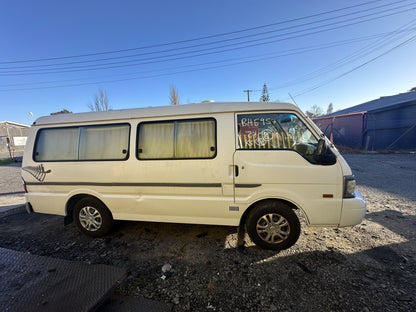 2003 Mazda E2000