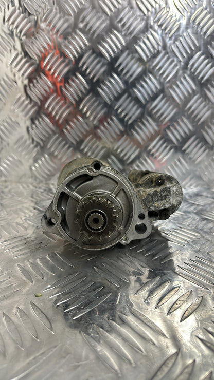 Nissan Elgrand Starter Motor VQ25 23300 4W016