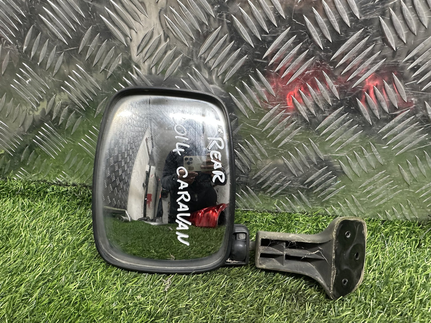 2012-2026 Nissan Caravan E26- Tailgate Mirror PN: