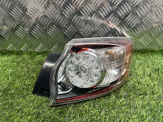 2008-2013 Mazda Axela BL- Right Taillight PN: STANLEY P8210