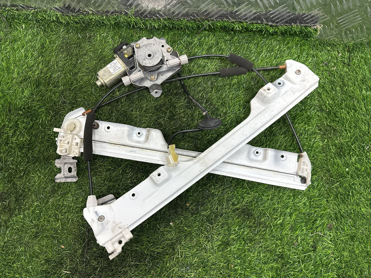 2002-2007 Nissan Murano Z50 - Left Front Window Regulator/Motor PN: 2 PIN (80731 CB000)