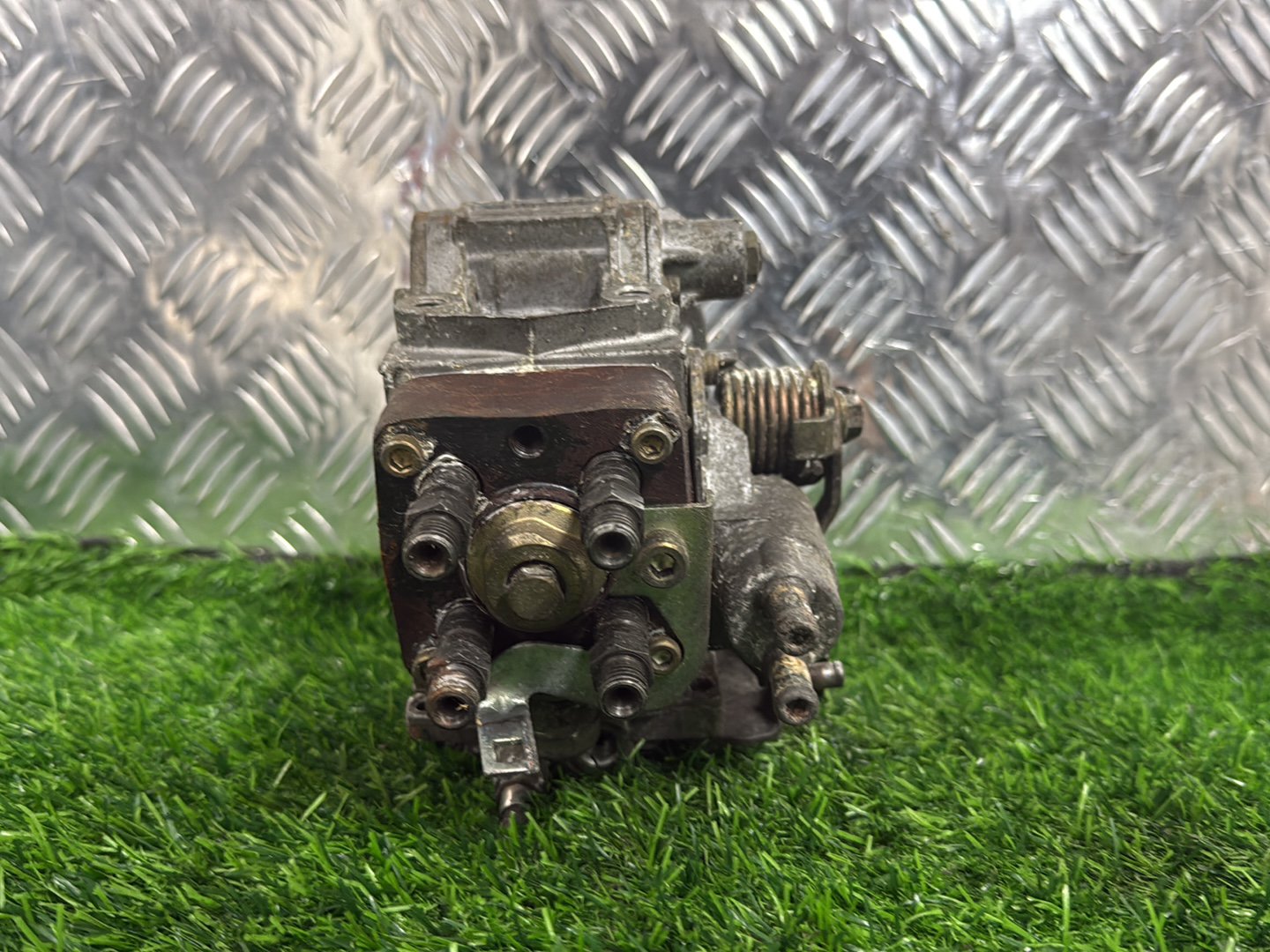 Toyota LiteAce Injector Pump 2C 3C / 22100-6E090