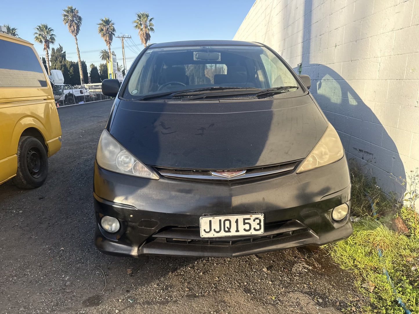 Now Wrecking: 2004 Toyota Estima(2AZ-B094489) – Parts Available