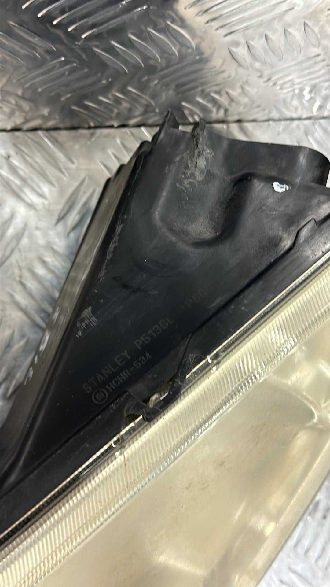 2006-2012 Mitsubishi Colt Left Headlight STANLEY P5136L