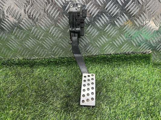 2003-2009 Mazda Axela BK - Accelerator Pedal PN: 6 PIN (6N61-9F836-BA)