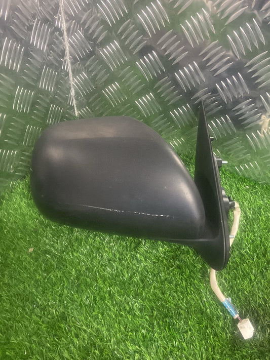 2004-2019 Toyota Hiace V H200- Right Door Mirror PN: 3 WIRE TYPE