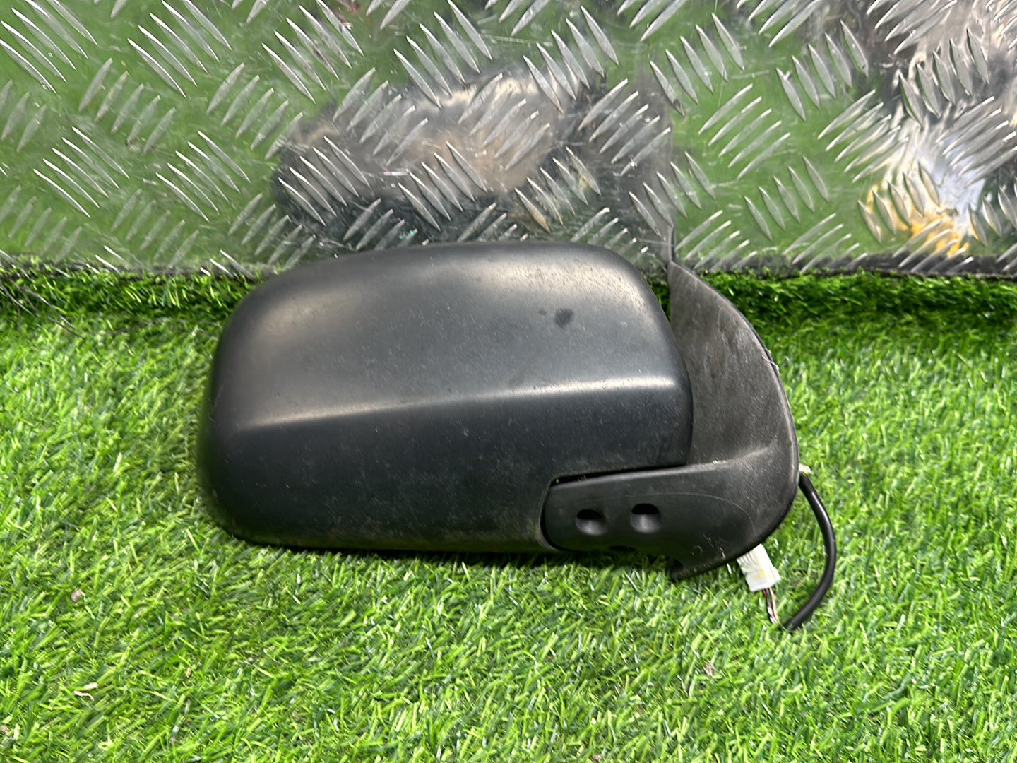 2006 - 2014 Toyota Hilux Right Door Mirror 3 WIRE TYPE