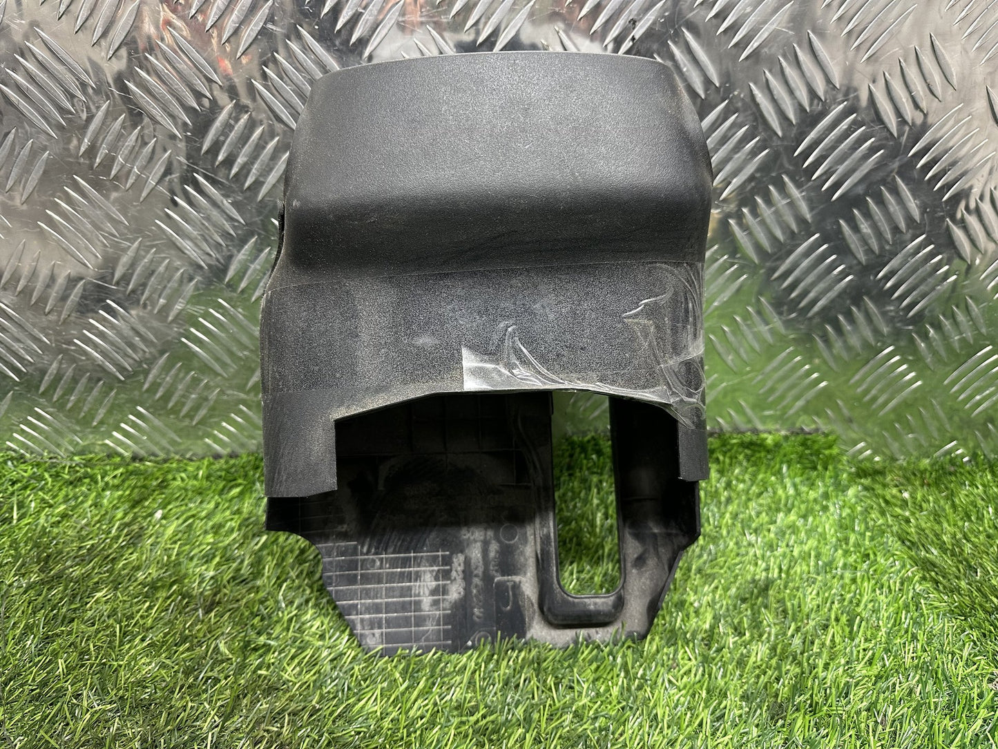 2011-2021 Toyota Aqua NHP10- Steering Column Shroud PN: 45287-52190/52200