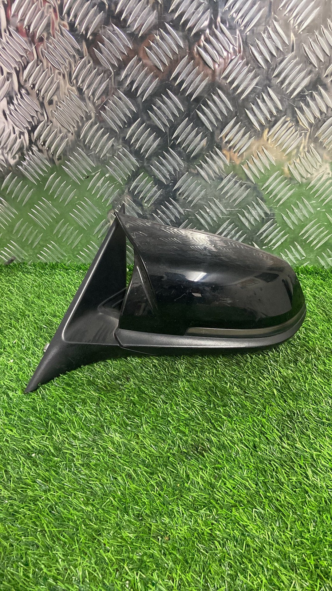 2011 - 2019 BMW 3 Series Left Door Mirror SOCKET 5 PIN