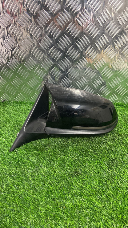2011 - 2019 BMW 3 Series Left Door Mirror SOCKET 5 PIN