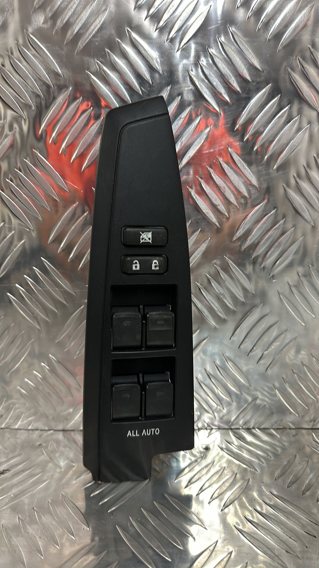 Toyota Auris- Master Power Window Switch PN: 84040-12180