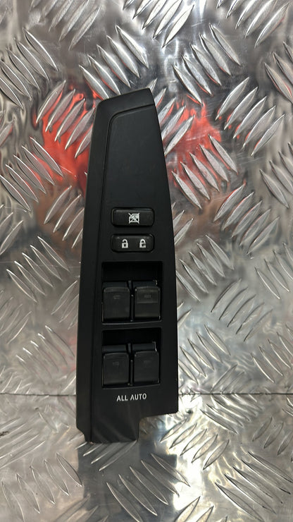Toyota Auris- Master Power Window Switch PN: 84040-12180