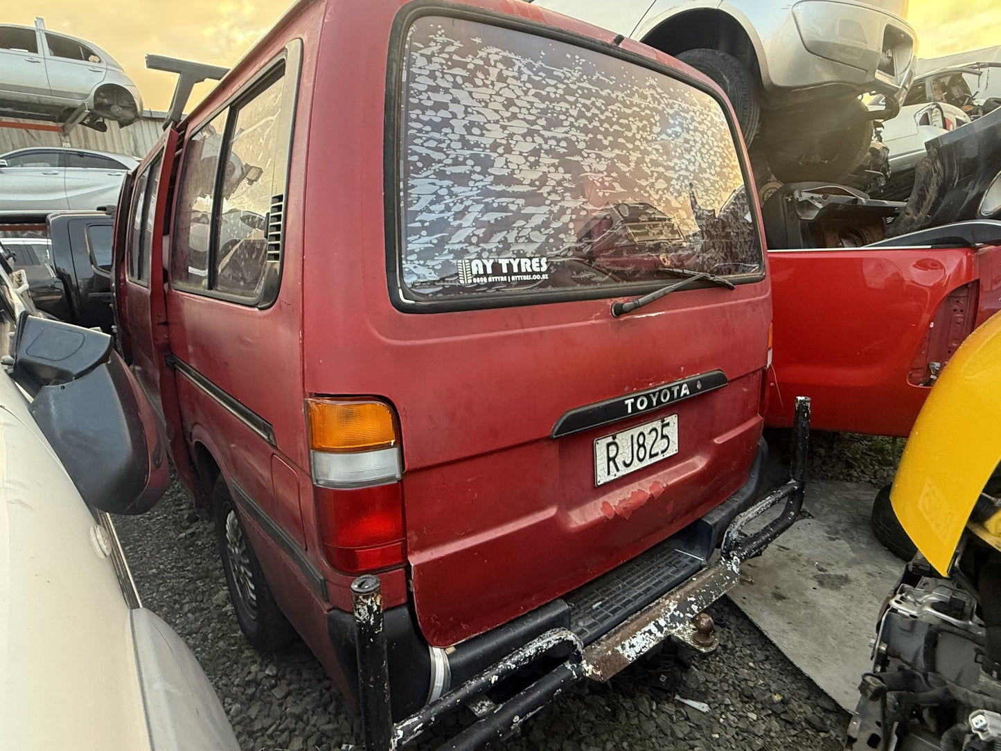 1992 Toyota Hiace Commuter RZH103