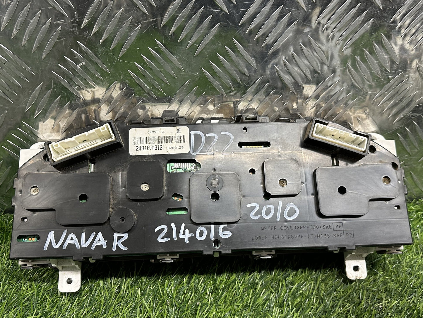 1998-2014 Nissan Navara D22- Instrument Cluster PN: KMs 214016