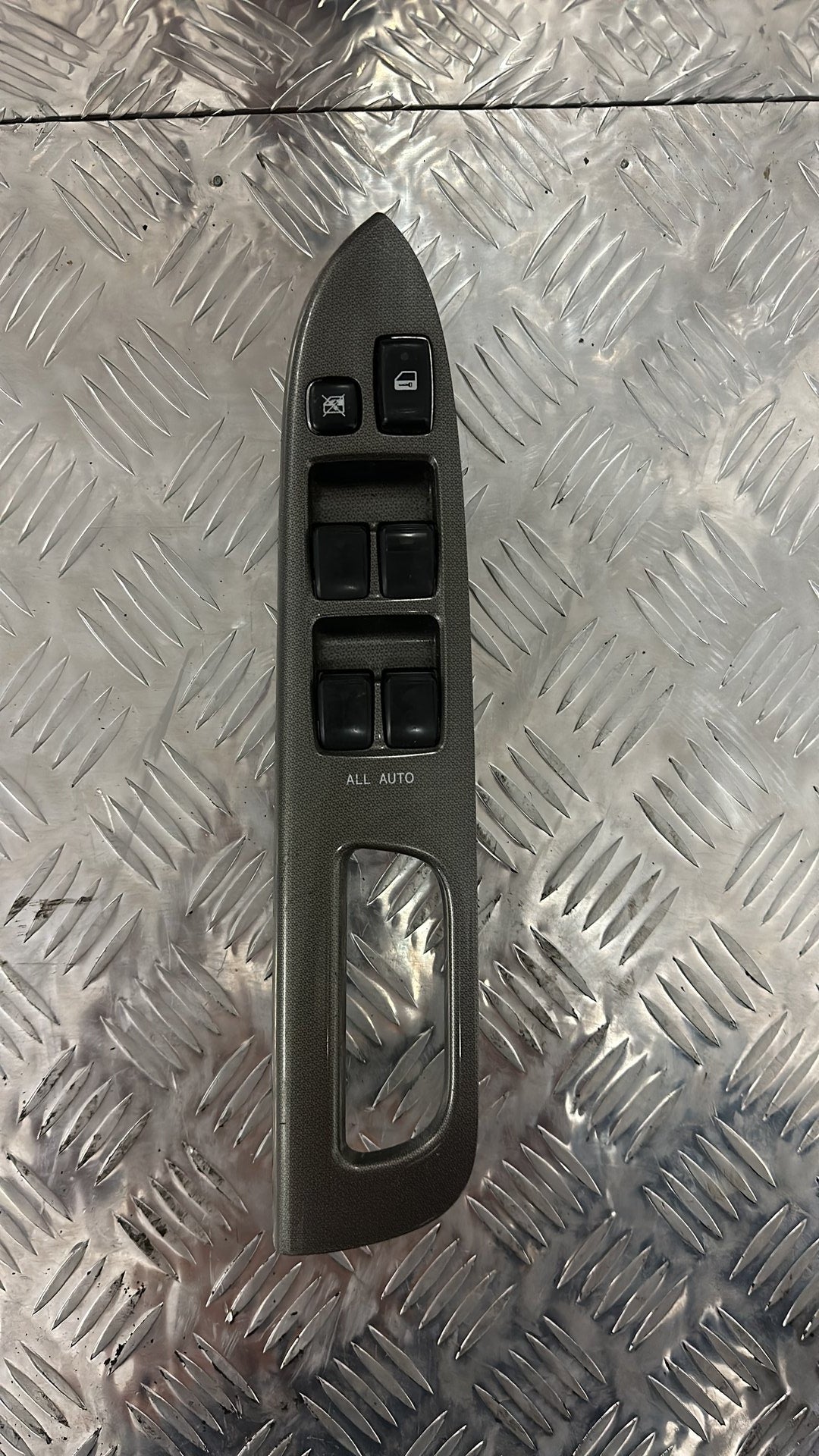 2003-2009 Toyota Wish- Master Power Window Switch PN: 84040-68010