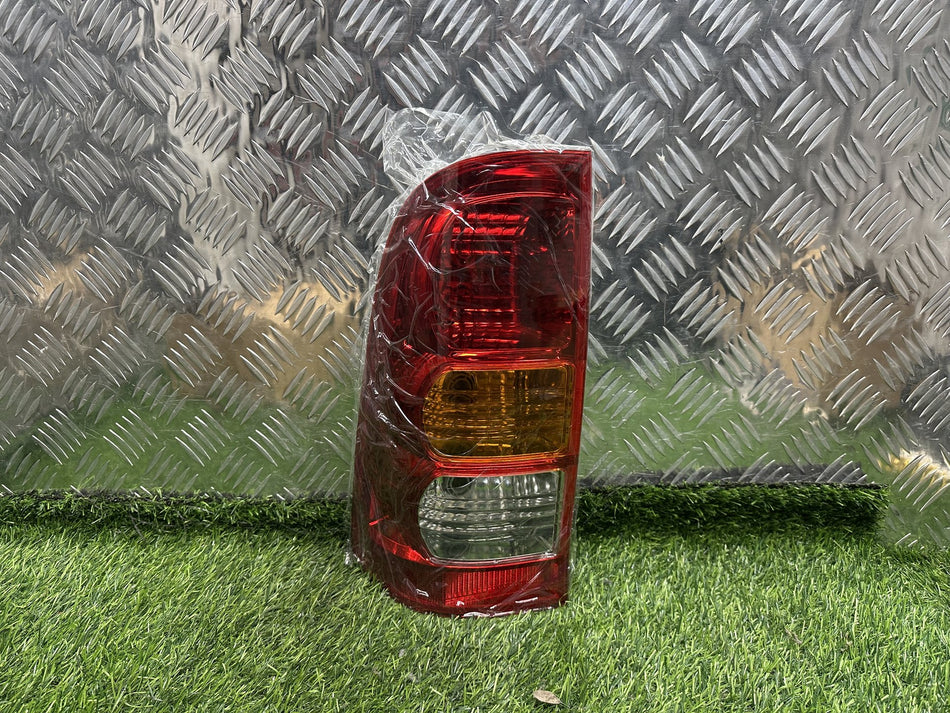 2006-2014 Toyota Hilux- Left Taillight PN: BRAND NEW