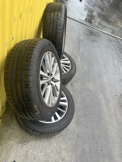 2009-2015 Toyota Prius W30 - Wheel Set PN: 16” PRIUS 16x6 1/2J ALLOY 5x100